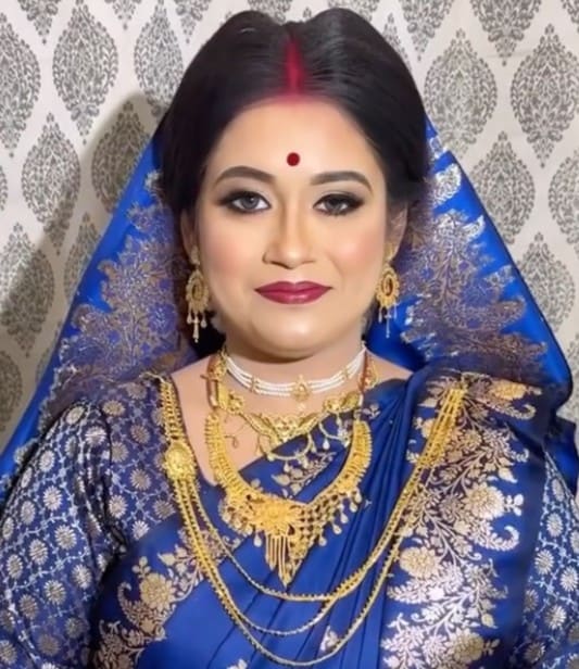 Bright Haldi-morning makeover